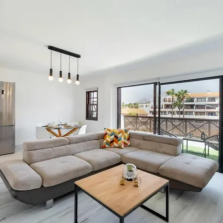 Atico 3 Palmeras Albatros *