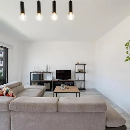 Atico 3 Palmeras Albatros * 圣米格尔德阿沃纳